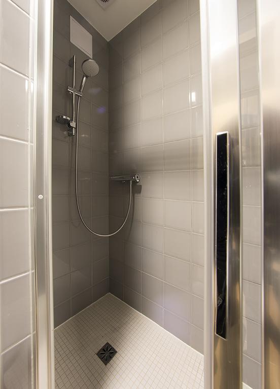Inwest Osrodek Szkoleniowo-Wypoczynkowy Hotel Smardzewice Luaran gambar