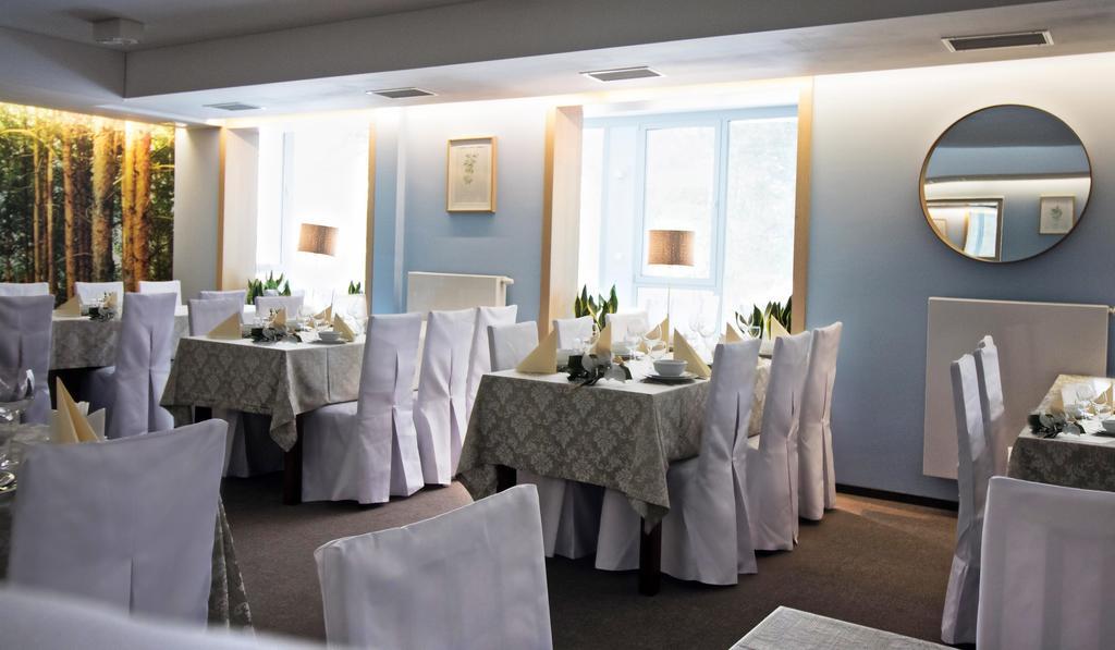 Inwest Osrodek Szkoleniowo-Wypoczynkowy Hotel Smardzewice Luaran gambar